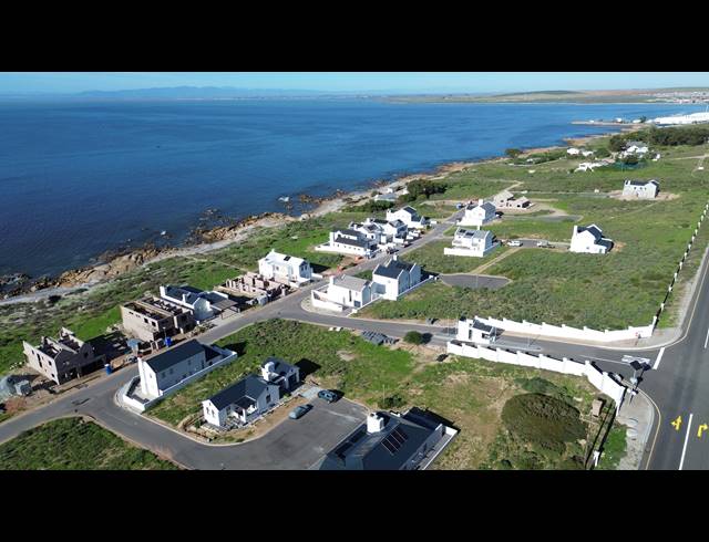 328M² VACANT LAND FOR SALE IN ST HELENA VIEWS